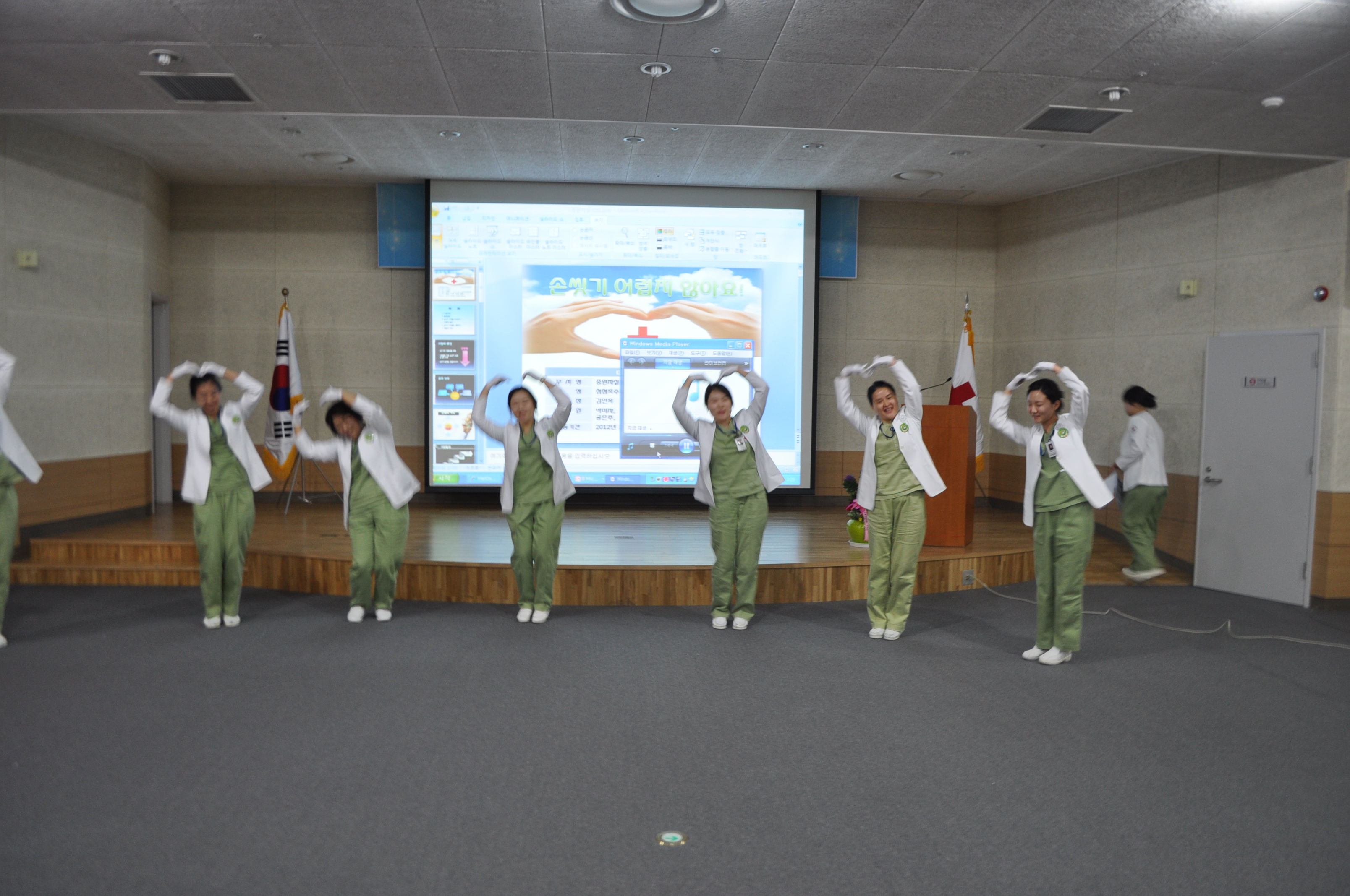 1930806092eOrl5EUdDSC0943