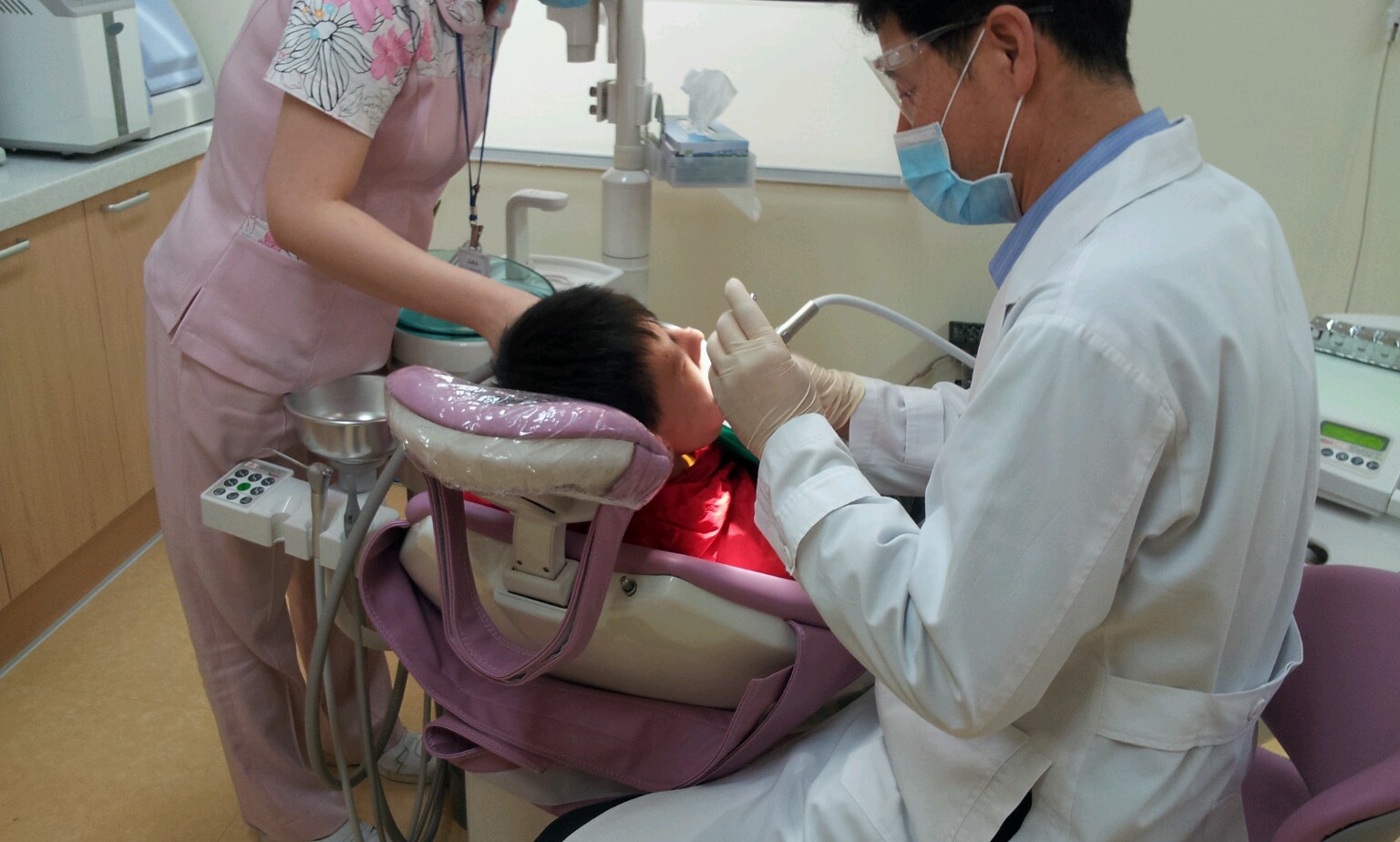 1930806092eTtqZKAG1349829158643