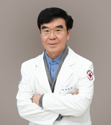 채동완png