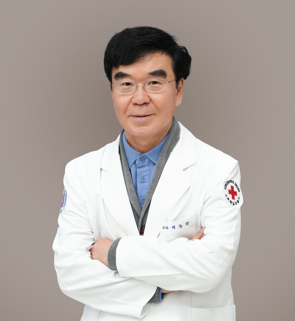 신장내과 채동완 원장 사진